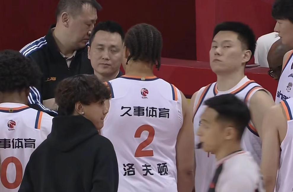 上海男篮21分大胜，古德温24+7+8张镇麟12+6+5，姜伟泽12投3中